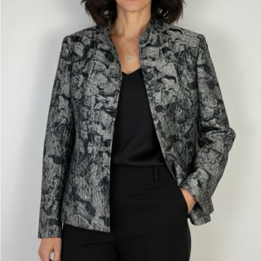 Zanella Made in Italy Structured Jacquard Statement J